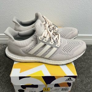 Adidas Ultra Boost (AQ5559) Men’s Size 11 Chalk/White